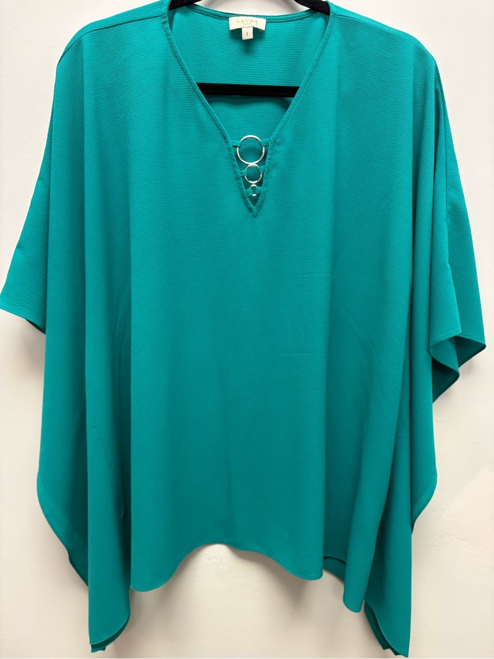 4 for $25 💙 Laura Plus Teal Ring Detail Poncho Blouse X 💙